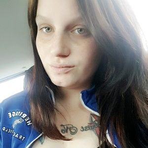 Meet your Posher, Desiree